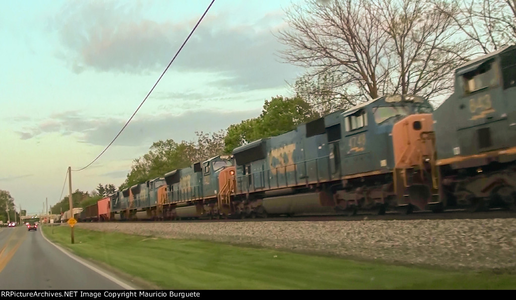 CSX SD70MAC Locomotive